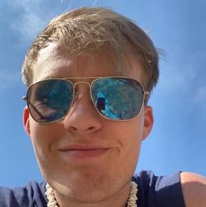 Meet your Posher, Chris